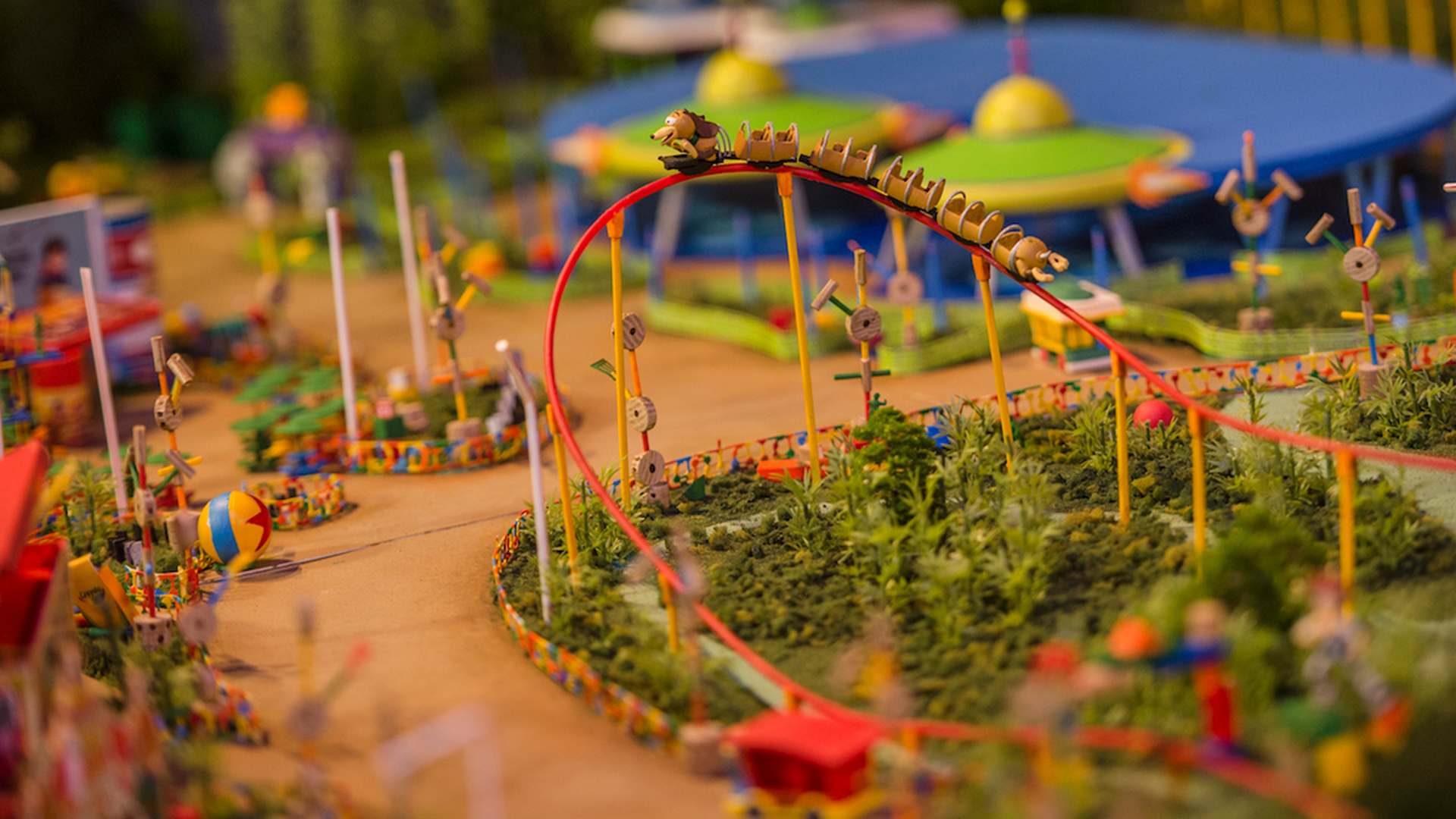 Adult Disney Deluxe Toy Story Woody Costume | Disney Costumes | Adult | Mens | Brown/Orange/Blue | S | Fun Costumes, image size:1920x1080